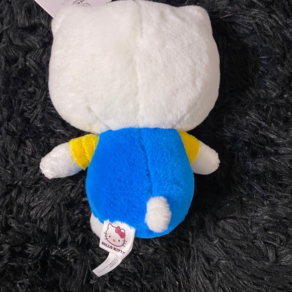 RARE Sanrio Hello Kitty plush - Picture 5 of 8